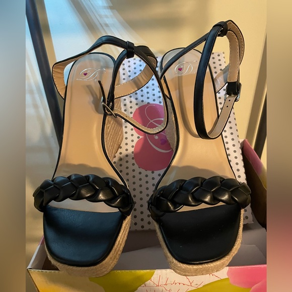 NEW Espadrille Platform Wedge Braided
Sandals Ankle Strap Size 10 Black - Picture 6 of 7